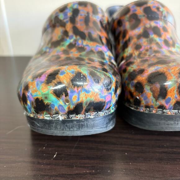 Dansko Slip On Clogs Sz 38 Petrol Patent Leopard Print Nurse Shoes Colorful Fun - Picture 6 of 10